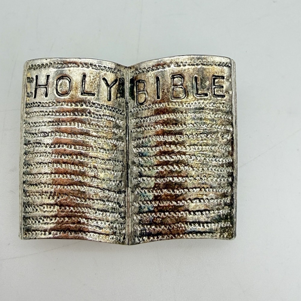 Vintage MJ Signed Holly‎ Bible Brooch Pin Pendant Silver Tone Religious Jewelry